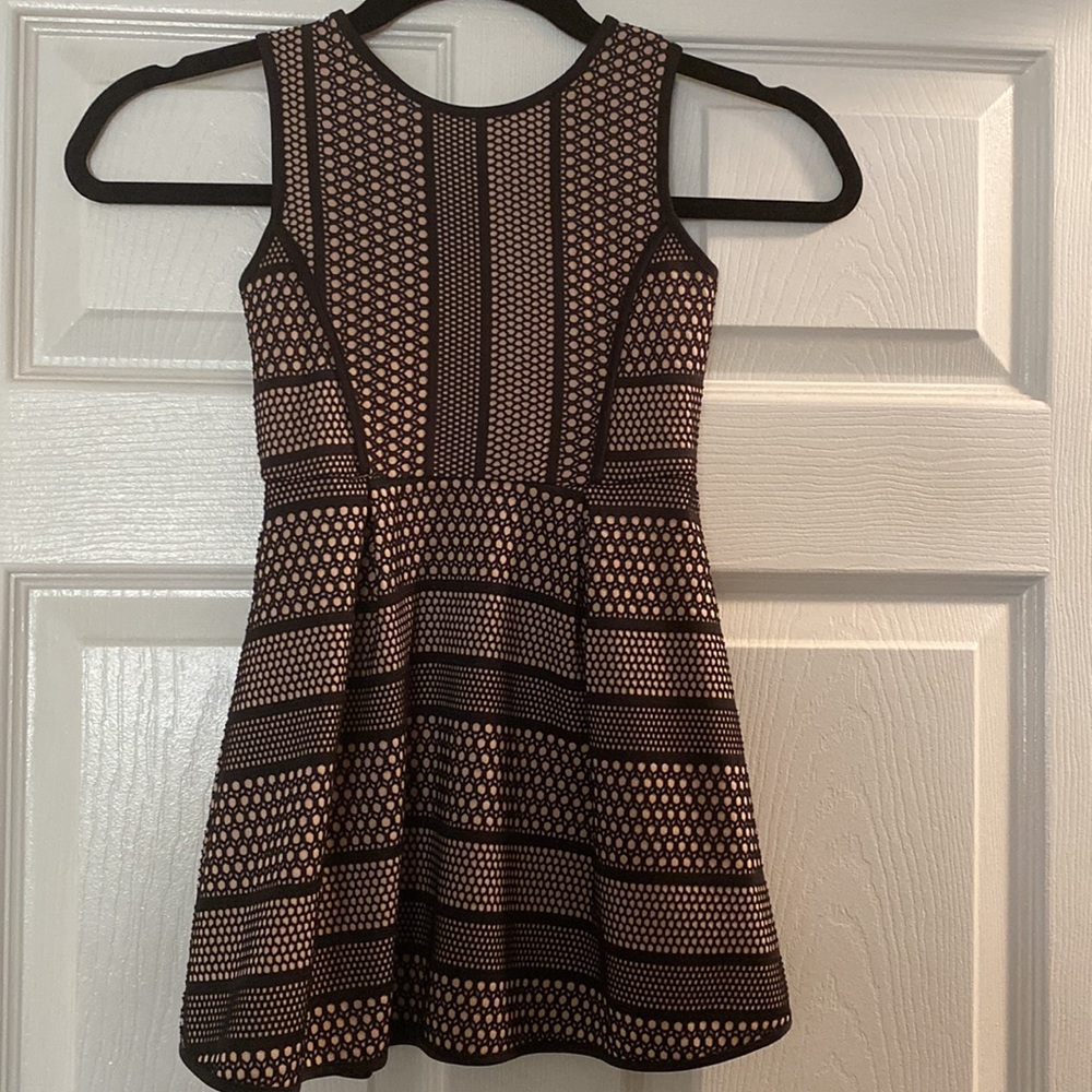Monteau Girl Black/Tan Dress, Size 5, Black & Tan